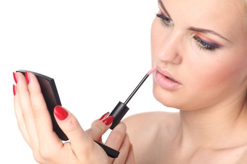 Makeup Tips to Look Good in Photographs